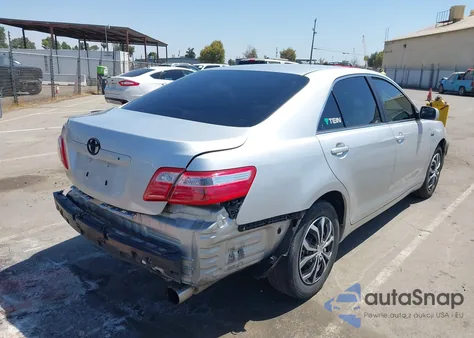 2008 Toyota Camry Le z USA, uszkodzony, nr VIN 4T1BE46K58U231650